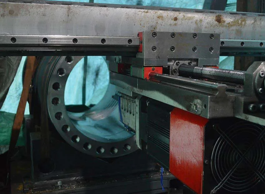 Internal thread cutting process