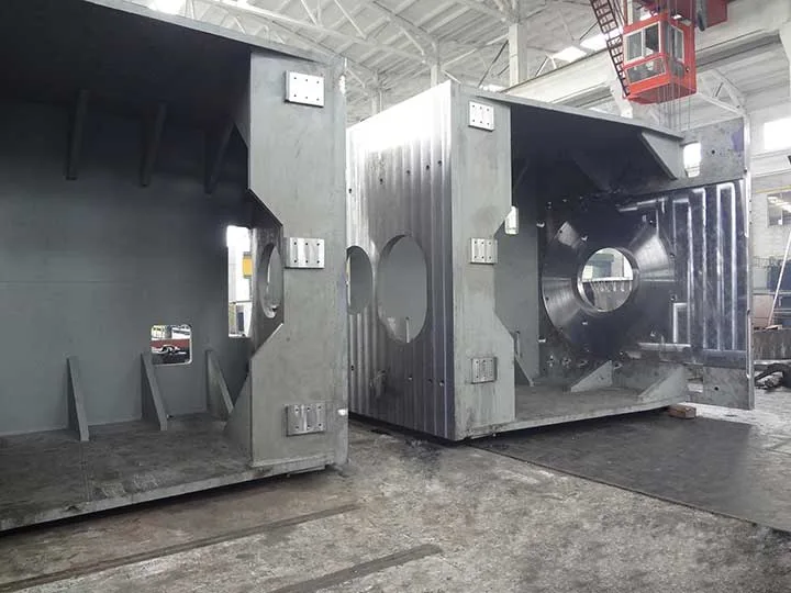 Manufacturing and Processing of Large Welded Components