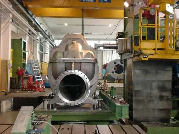 Machining of the pump body