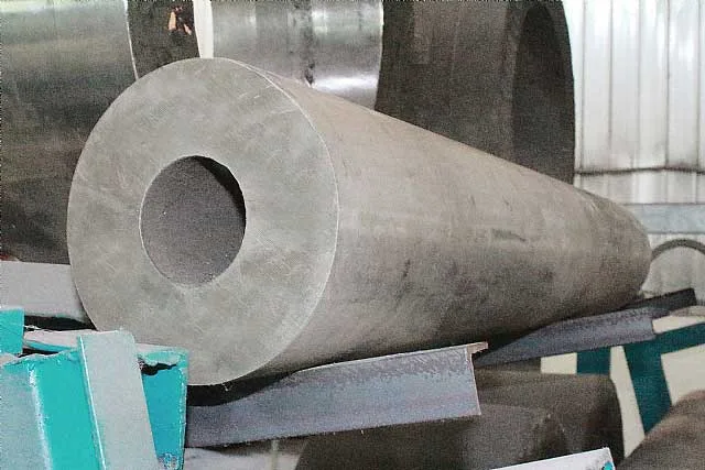 Centrifugal casting of stainless steel and special steel