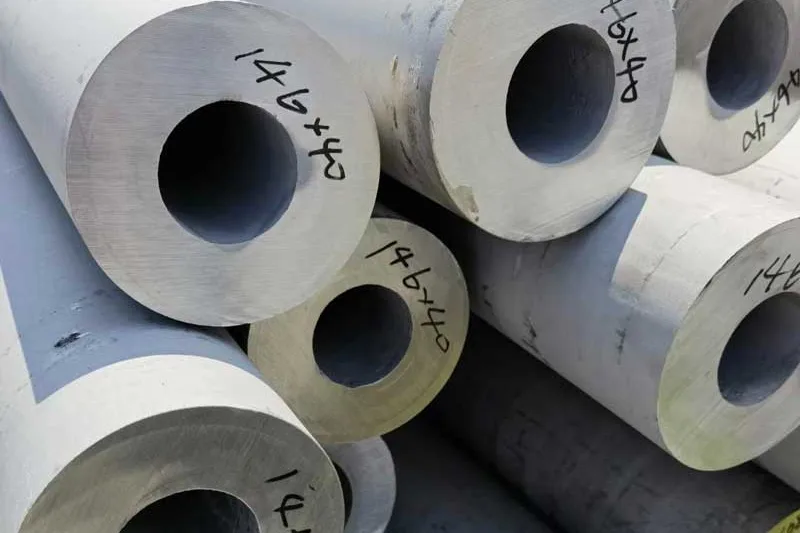 Thick walled stainless steel pipe