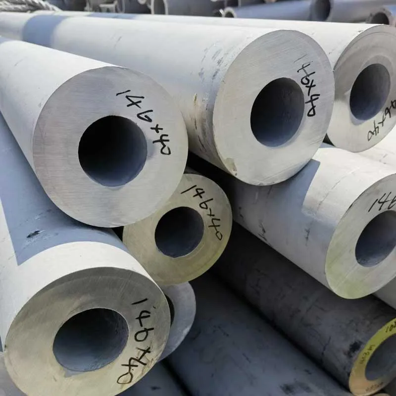 Thick walled stainless steel pipe
